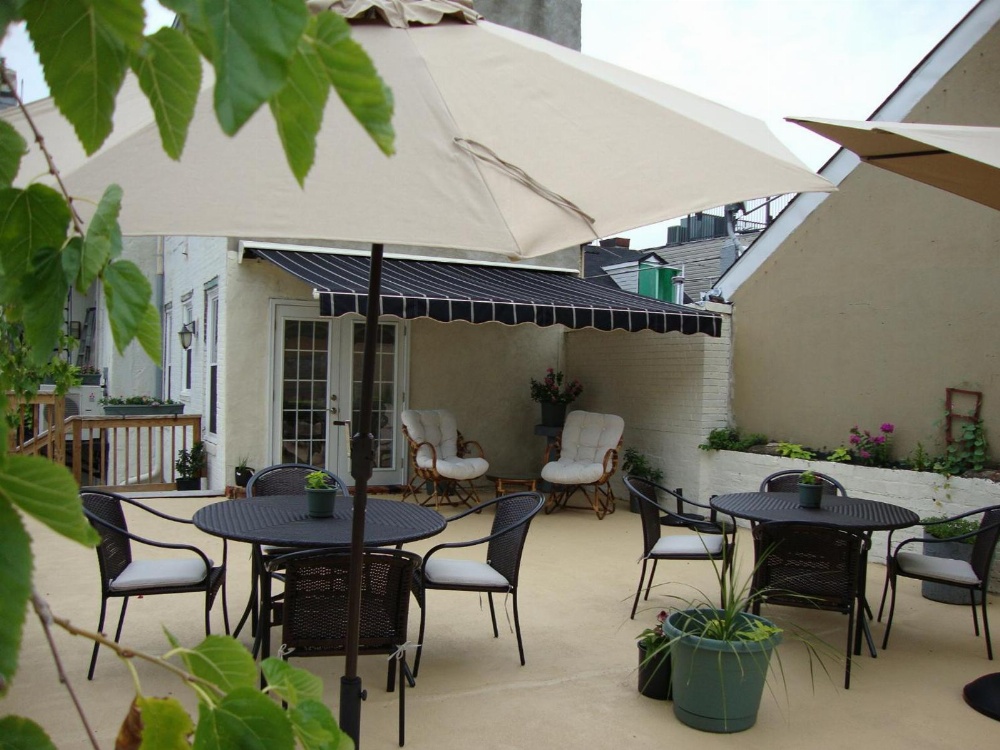 Hotel Exterior